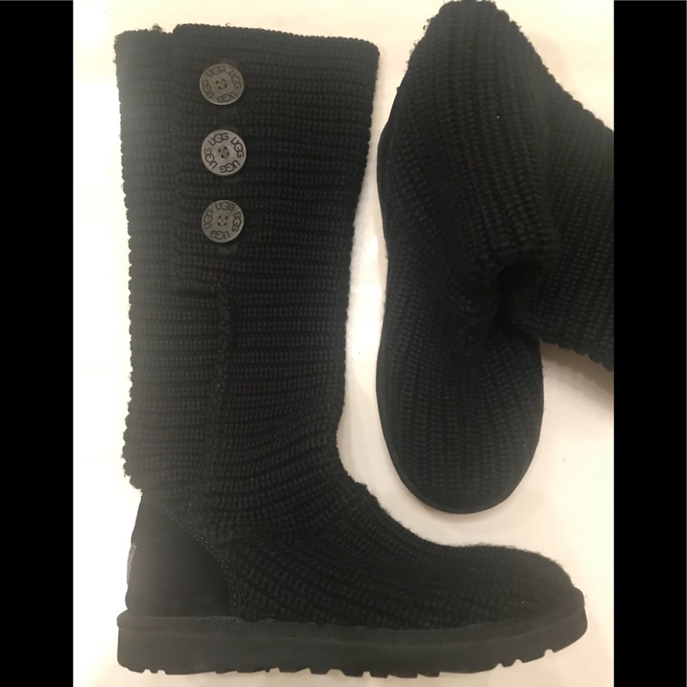 Uggs black classic cardy boots size 7